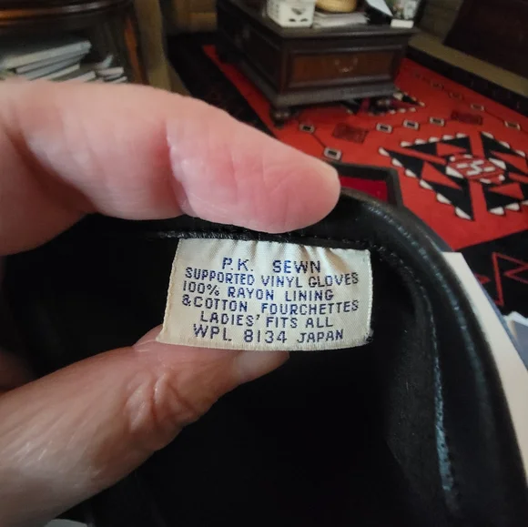 VGUC Women's Gloves Black 8 - Picture 8 of 10